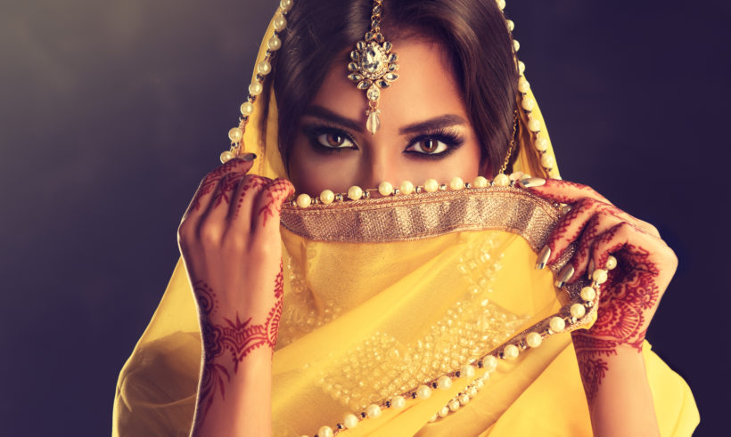 maquillage indienne fille